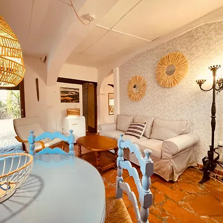 Hébergement de vacances Yin Yang House, El Palmar, Con Wifi A 500 M De La Playa Cadix